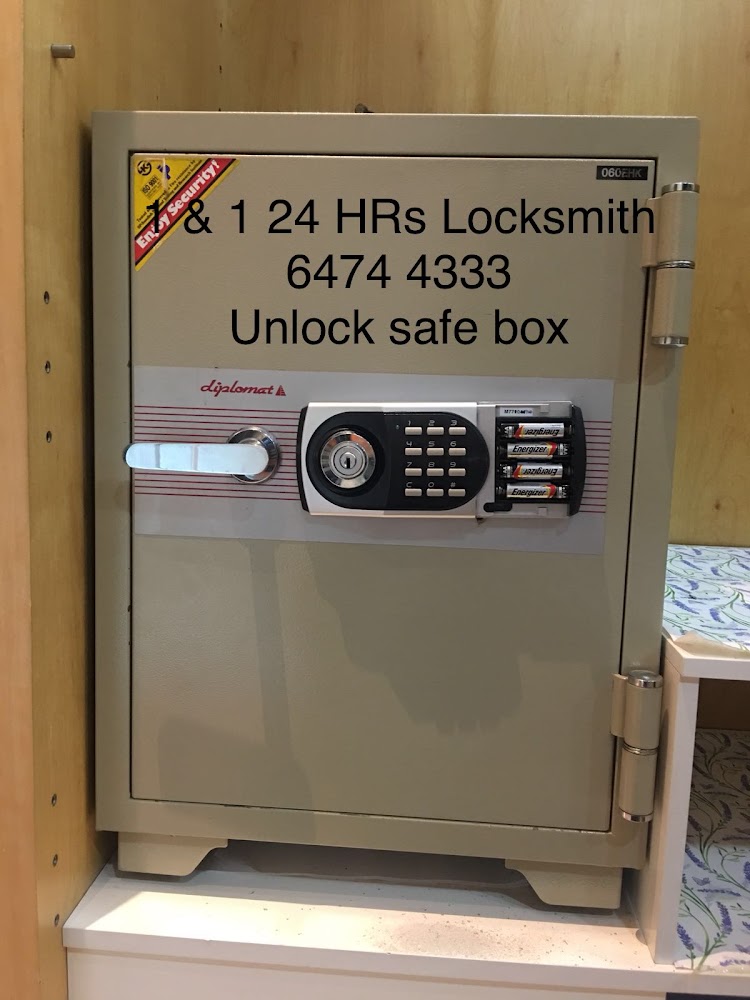 1 & 1 24hrs Locksmith-Singapore-Digital Lock,Safe box unlocking,installed lock and all brand lock