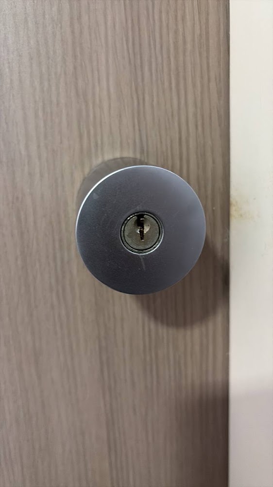 AX Locksmith Yew Tee (No Key Duplication)
